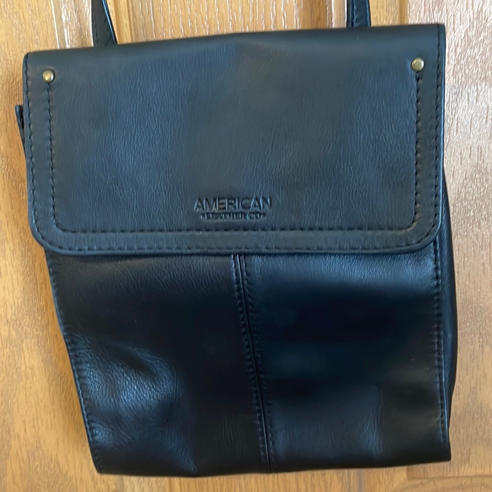American Leather Kansas large crossbody with RFID